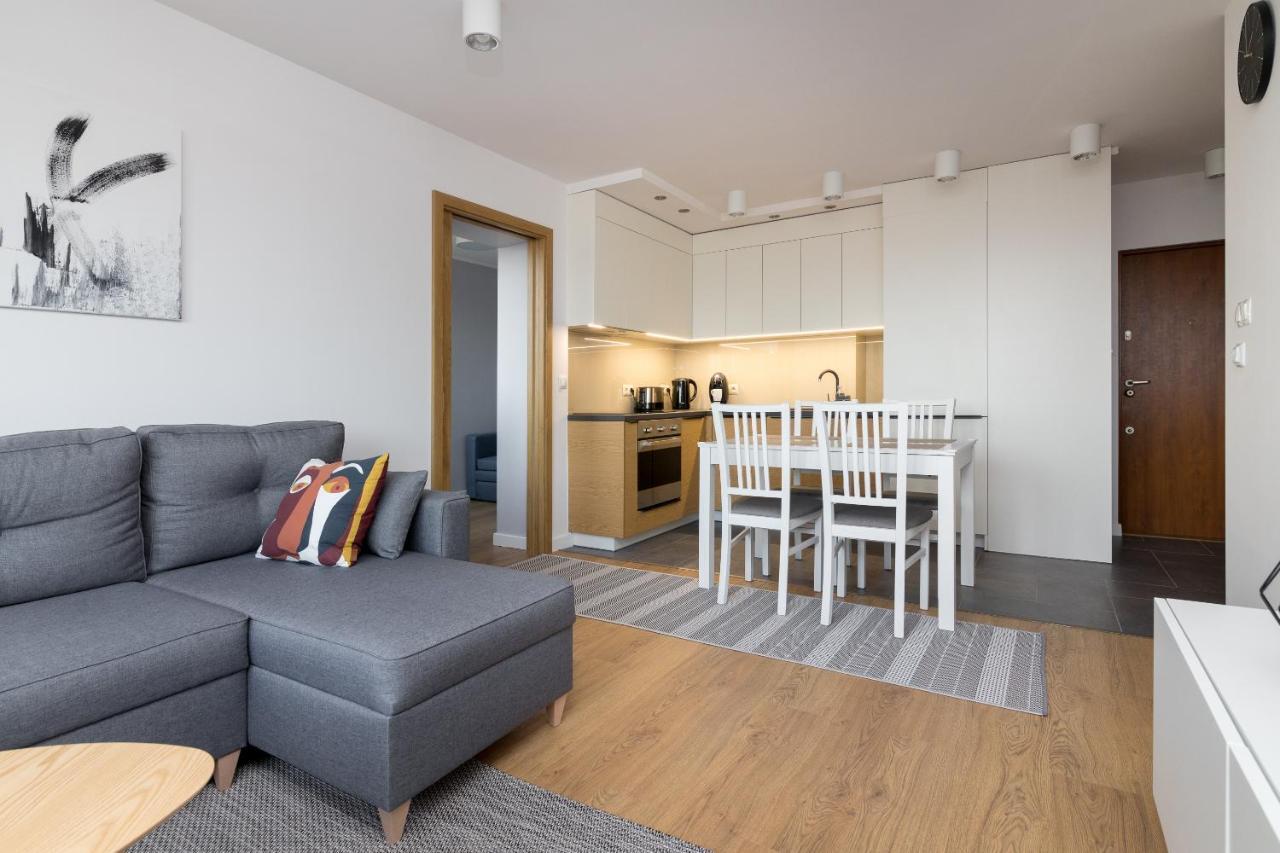 Ochota Homely Apartment Warsaw Exterior photo
